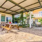 In With Terrace, Air Conditioning, Wi-fi Διαμέρισμα *